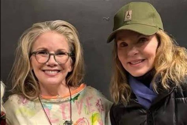 Who plays Sue’s sister on Glee?
